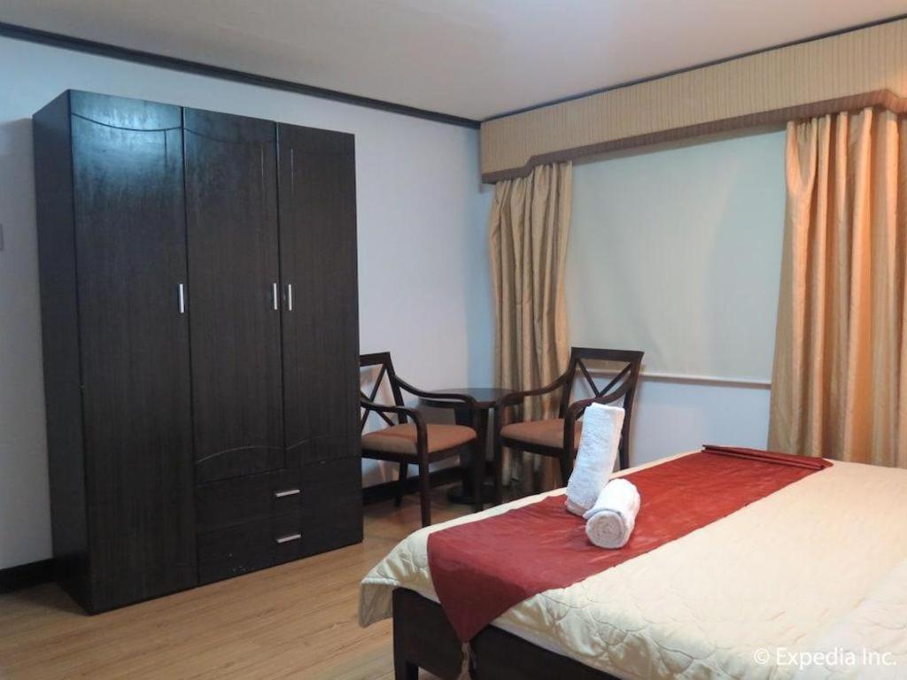 D' Leonor Hotel Davao Экстерьер фото